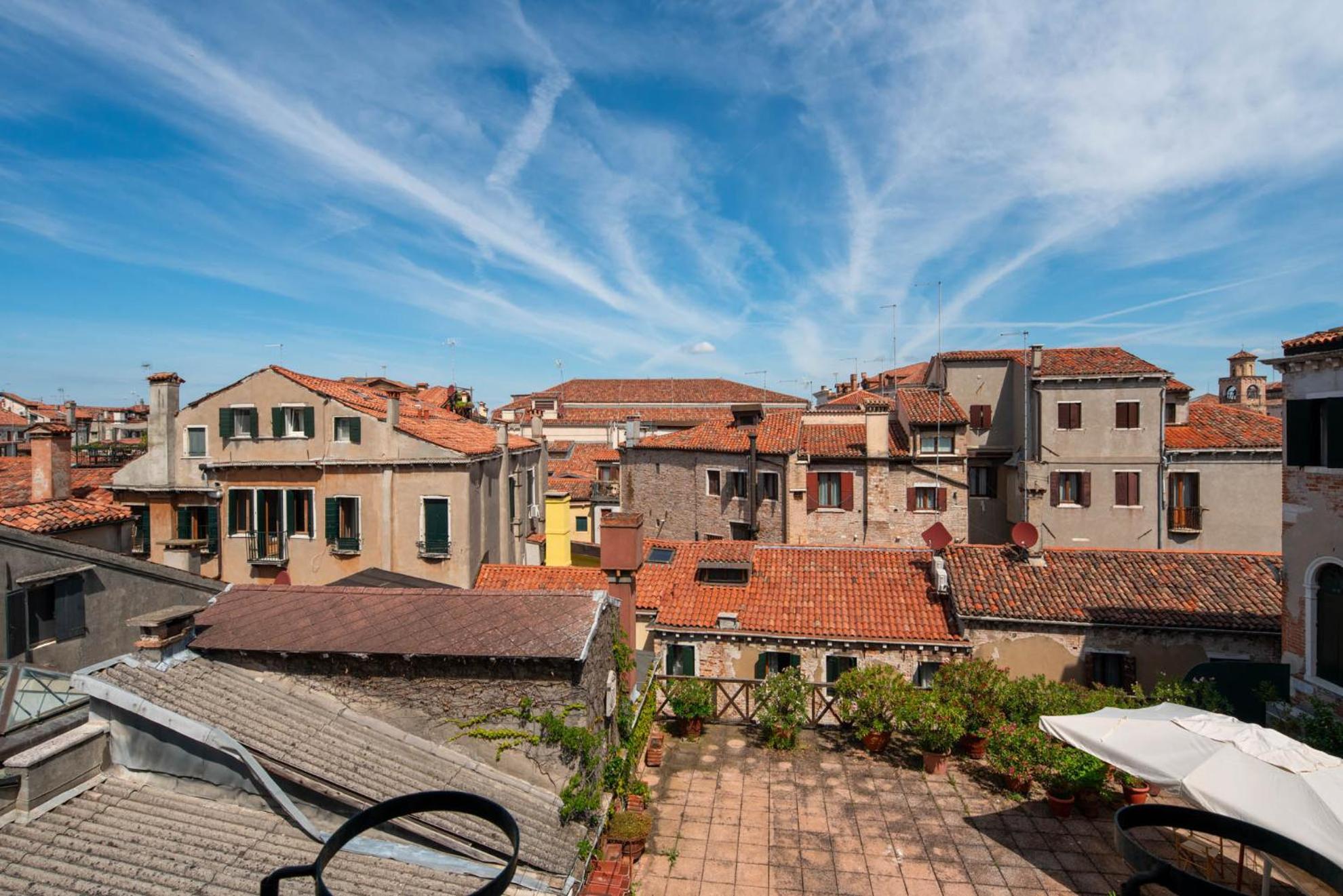 Sunbeam Palace Venice Exterior photo